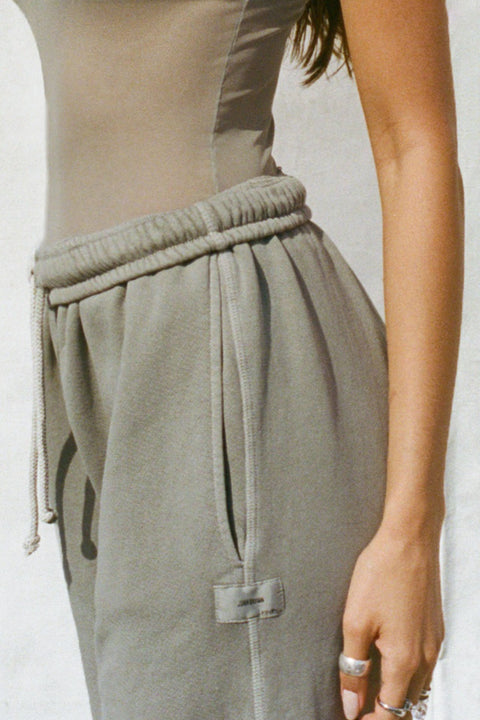 Oversized Straight Leg Jogger